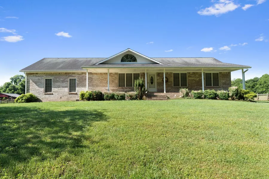 493 Sandtown Road, Spring City, TN 37381