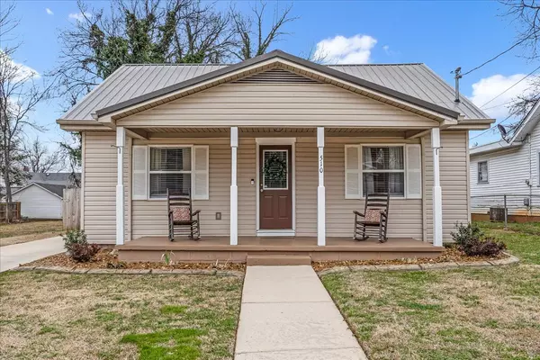 510 N Vine St, Winchester, TN 37398