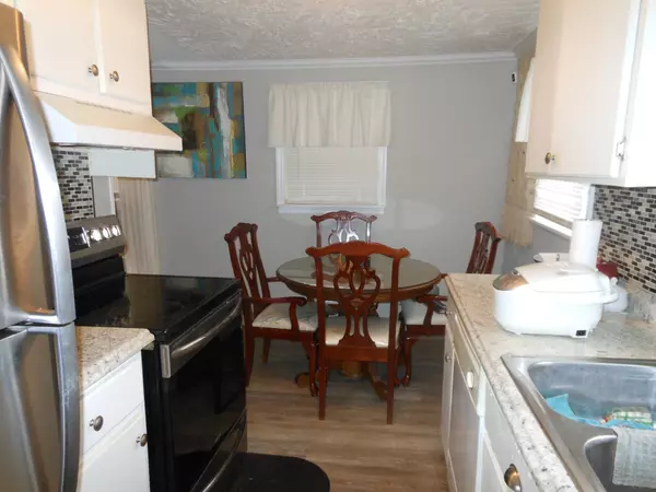 Riddleton, TN 37151,11 Beasley Bend Rd