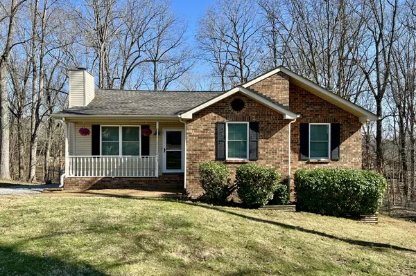 215 Robert Ave, White House, TN 37188