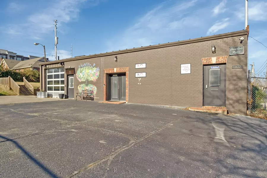 1307 2nd Ave #N, Nashville, TN 37208