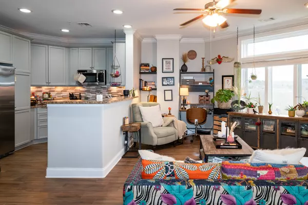 Ashland City, TN 37015,400 Warioto Way #809