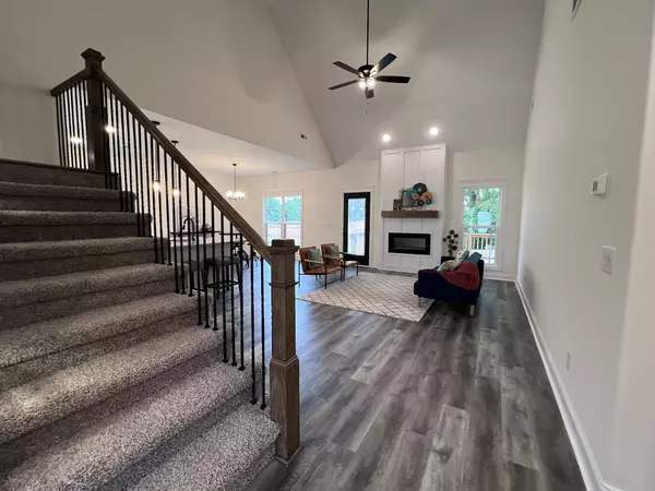 Clarksville, TN 37042,711 Buffalo Ford Dr