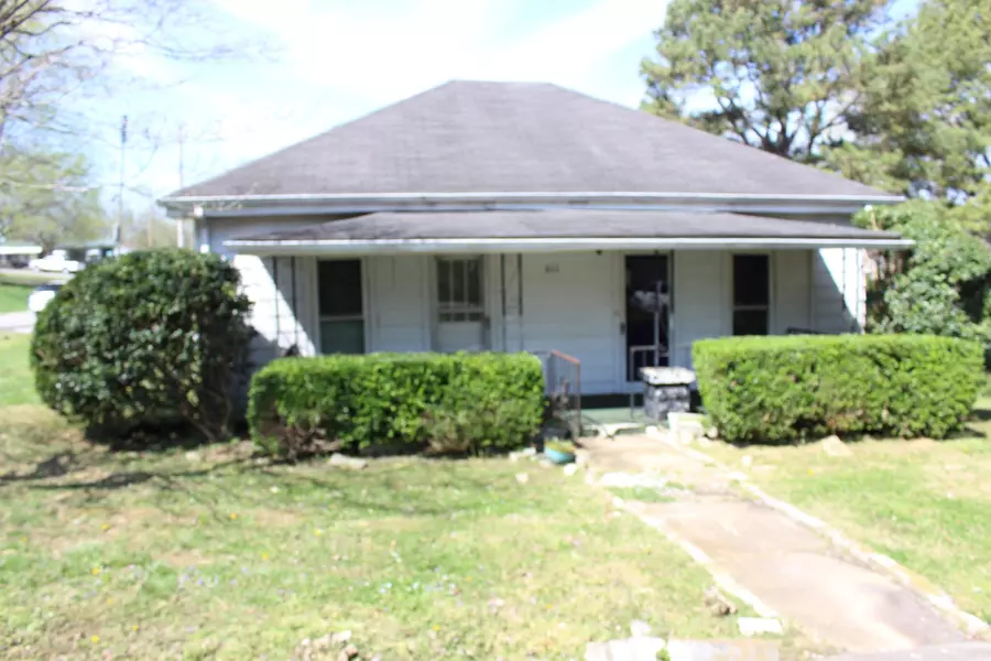 611 Hayes St, Springfield, TN 37172