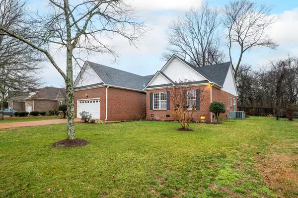 Columbia, TN 38401,110 Bell Grove Dr
