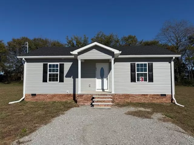 93 Hesselly Rd, Decherd, TN 37324