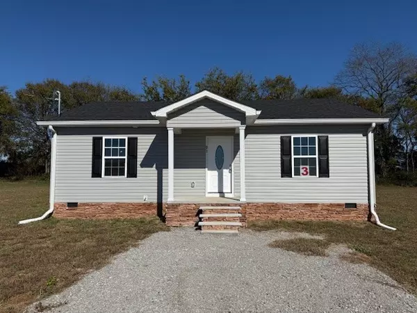 93 Hesselly Rd, Decherd, TN 37324