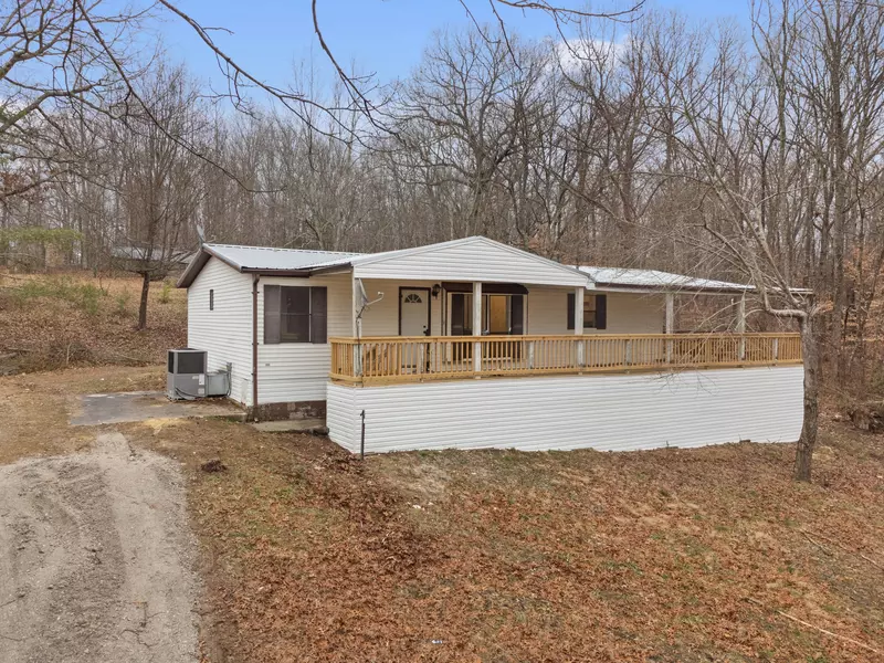 5388 Crisp Springs Rd, Mcminnville, TN 37110