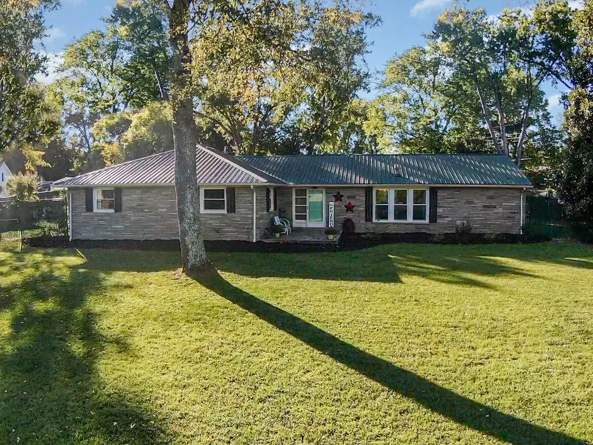 College Grove, TN 37046,8827 Horton Hwy