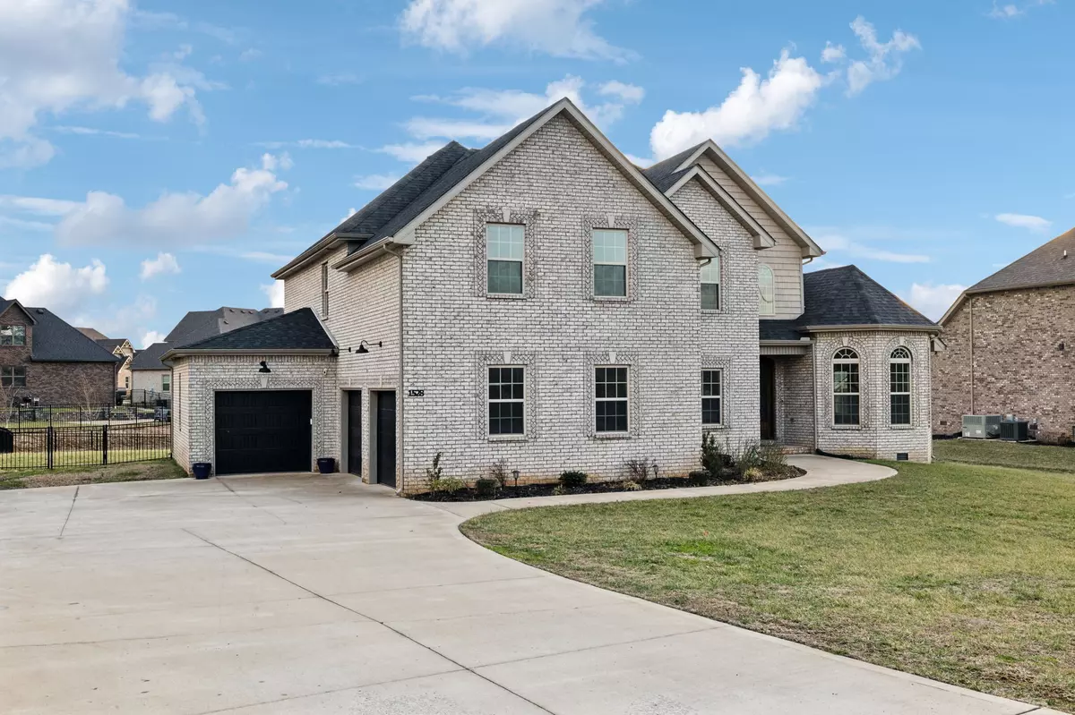 Clarksville, TN 37040,1528 Charles Bell Rd