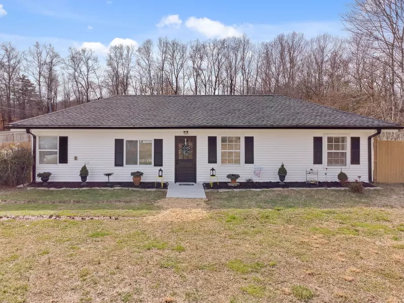 1544 Lockmiller Rd, Estill Springs, TN 37330