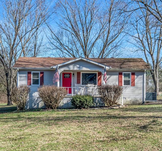 75 Donahoe Ln, Hartsville, TN 37074