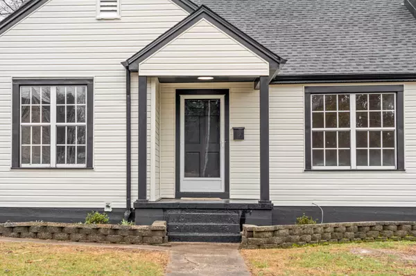 Hopkinsville, KY 42240,107 Mooreland Dr