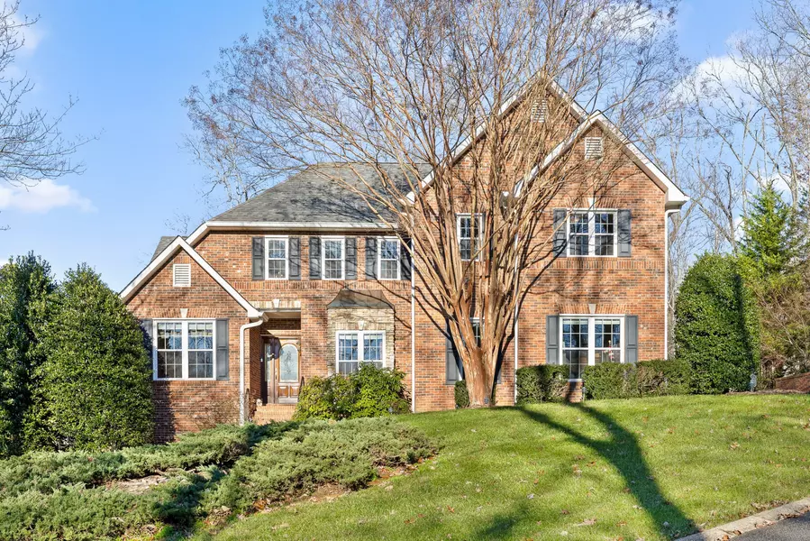 2108 Valleydale Lane, Signal Mountain, TN 37377