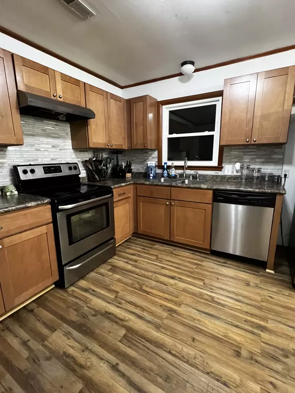 Shelbyville, TN 37160,204 Blue Ribbon Pkwy