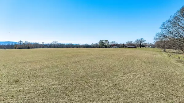 Huntland, TN 37345,912 Stratton Rd