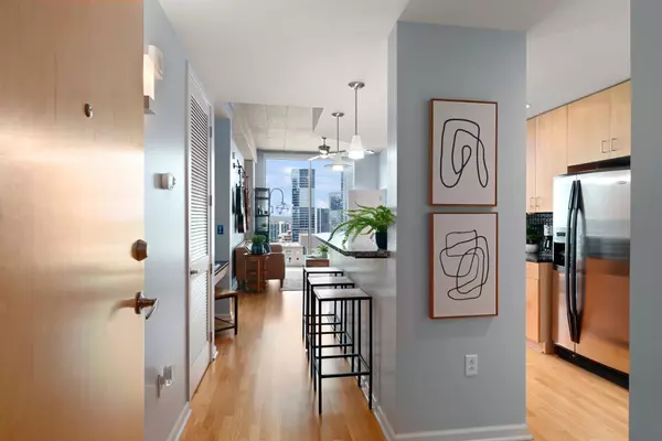 Nashville, TN 37219,415 Church St #2412