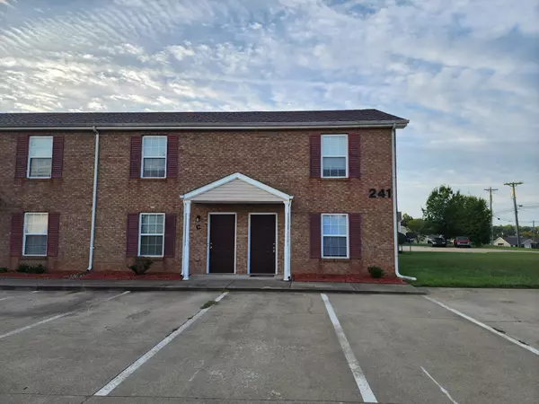 241 Executive Ave #D, Clarksville, TN 37042