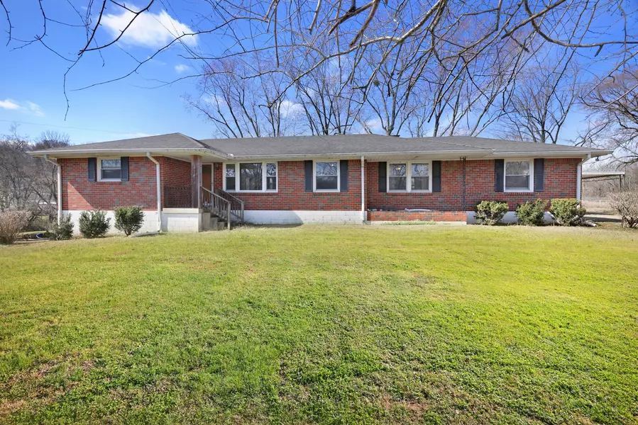 108 Echo Ln, Goodlettsville, TN 37072