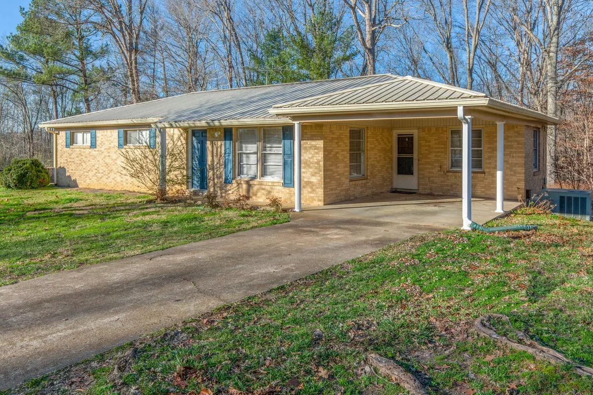 Centerville, TN 37033,714 Hickory St