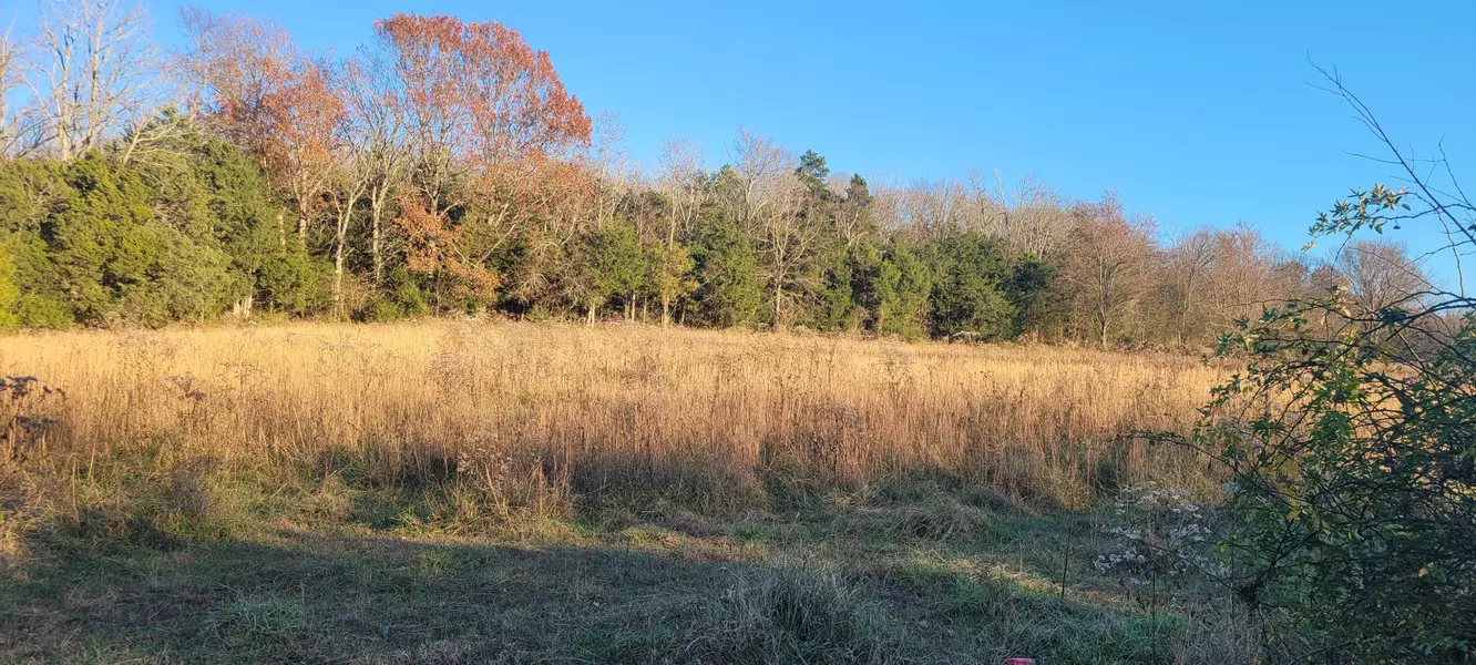 5530 Lowe Rd, Murfreesboro, TN 37127