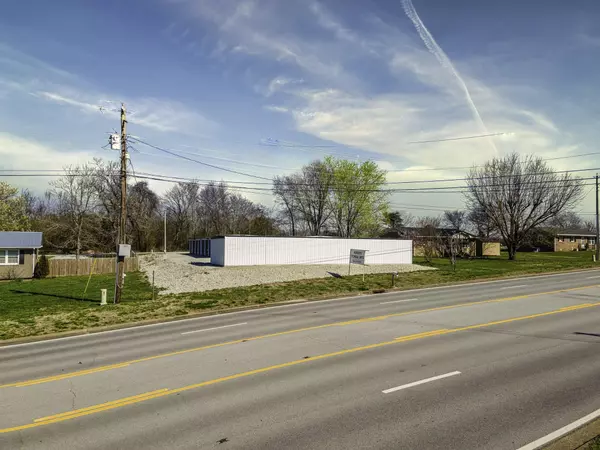 Loretto, TN 38469,3601 Highway 43 #S