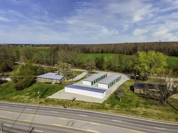 Loretto, TN 38469,3601 Highway 43 #S