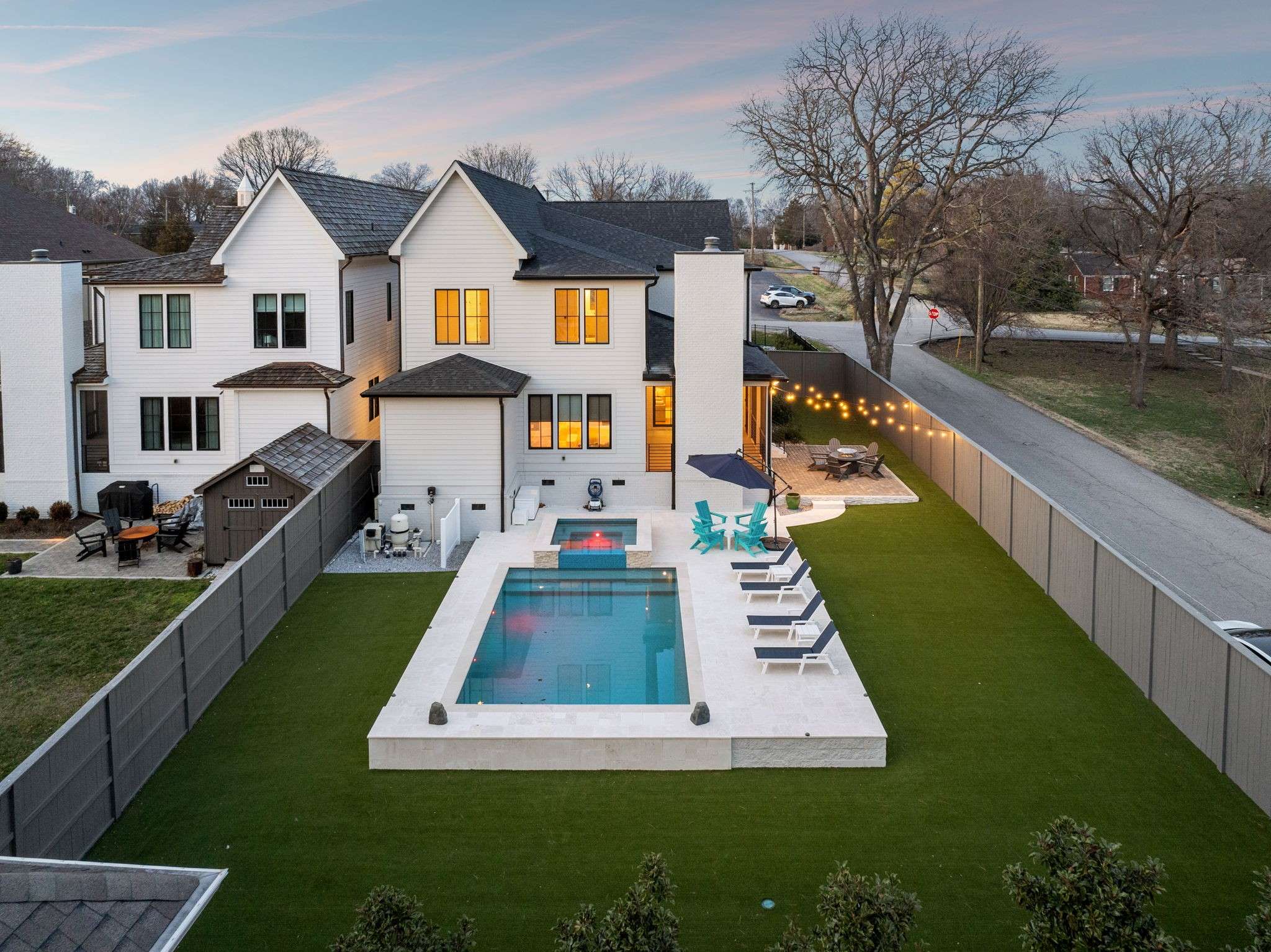 929 Glendale Ln, Nashville, TN 37204