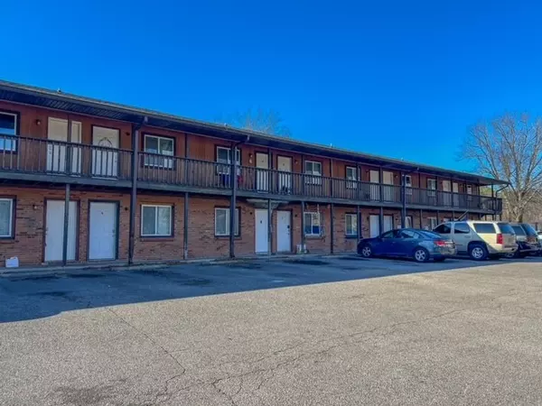 480 Ringgold Rd #8, Clarksville, TN 37042