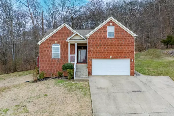 4648 Indian Summer Dr, Nashville, TN 37207