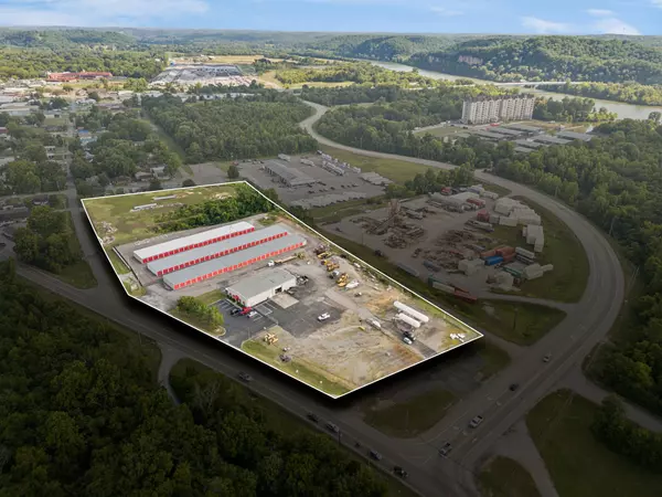 Ashland City, TN 37015,636 N Main St