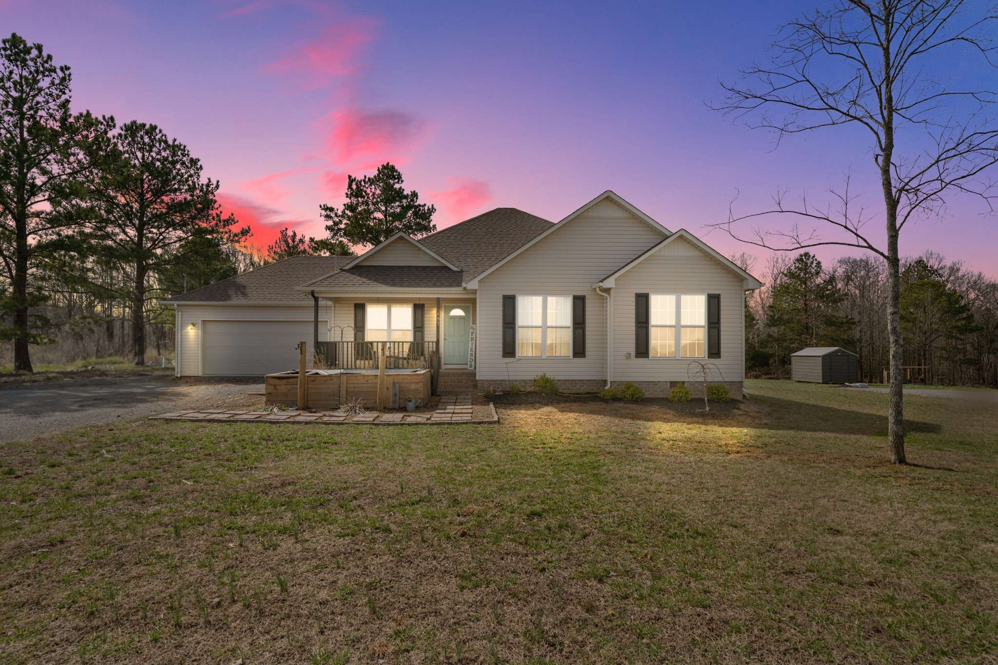 403 Wells Lee Rd, Elora, TN 37328