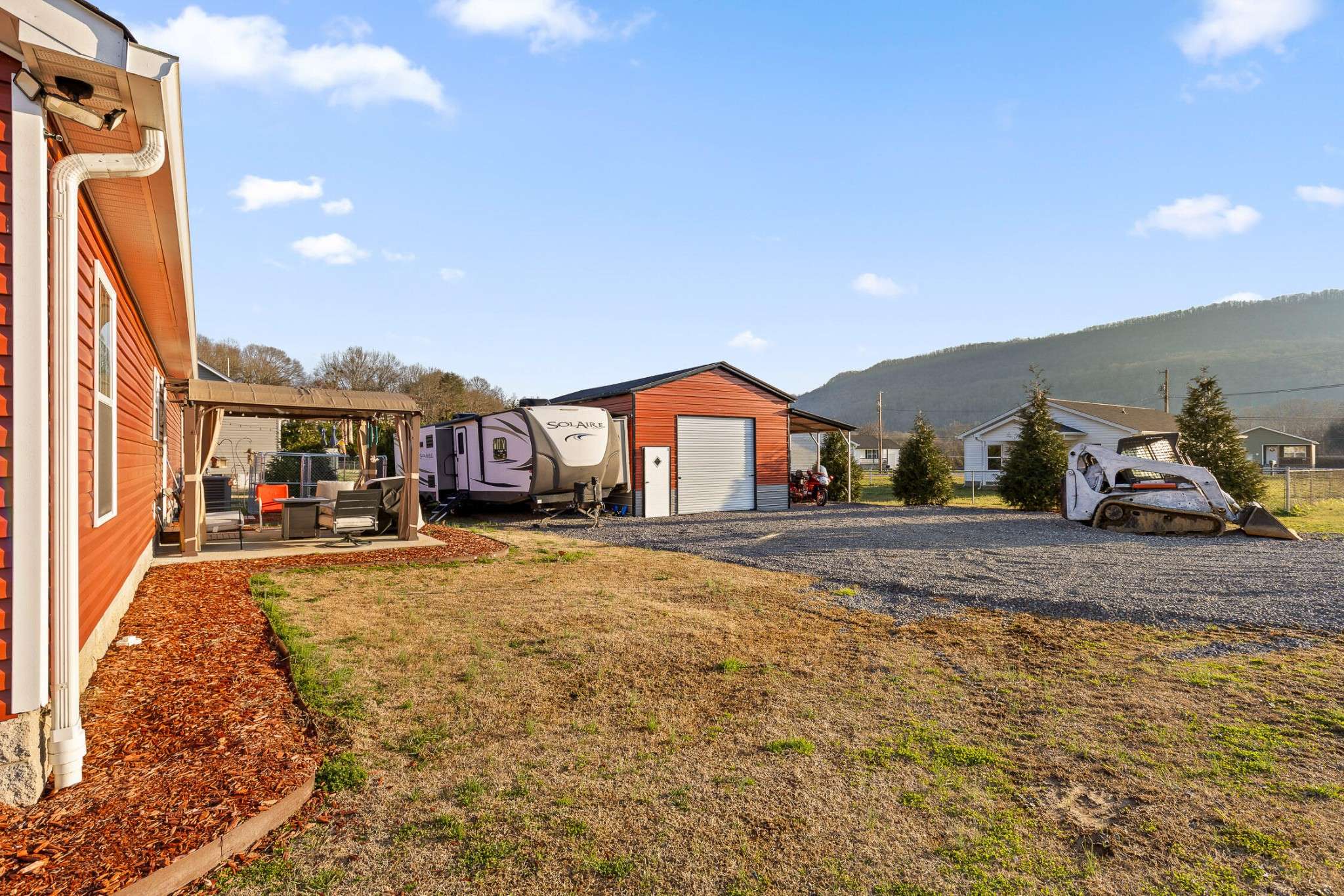 South Pittsburg, TN 37380,685 Old Dixie Highway