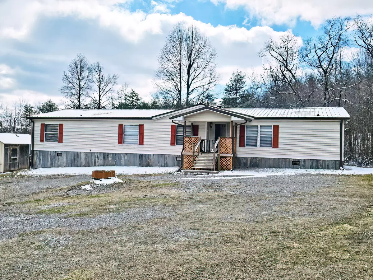 Dunlap, TN 37327,833 Shell Rd