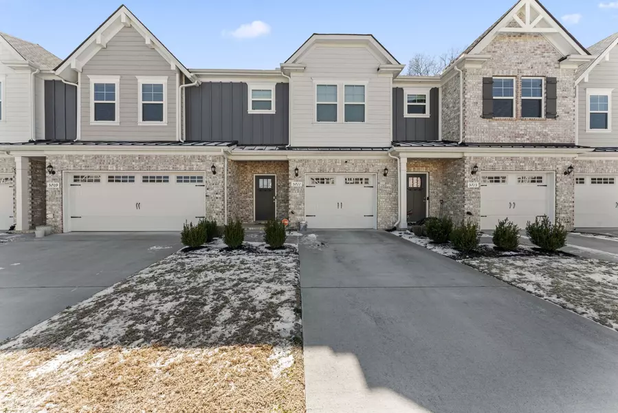 5711 Dockside Dr, Rockvale, TN 37153