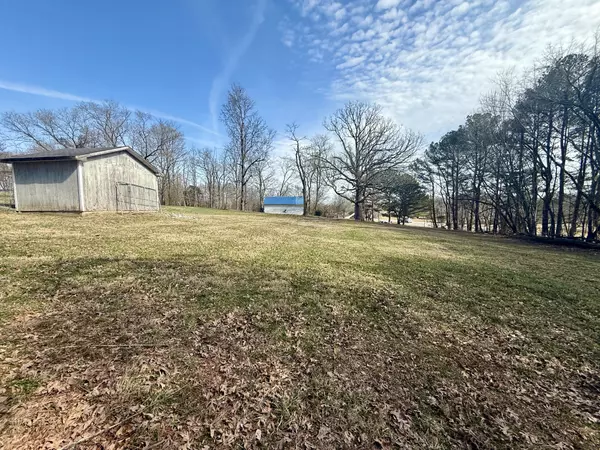 105 Mount Moriah Church Rd, Portland, TN 37148