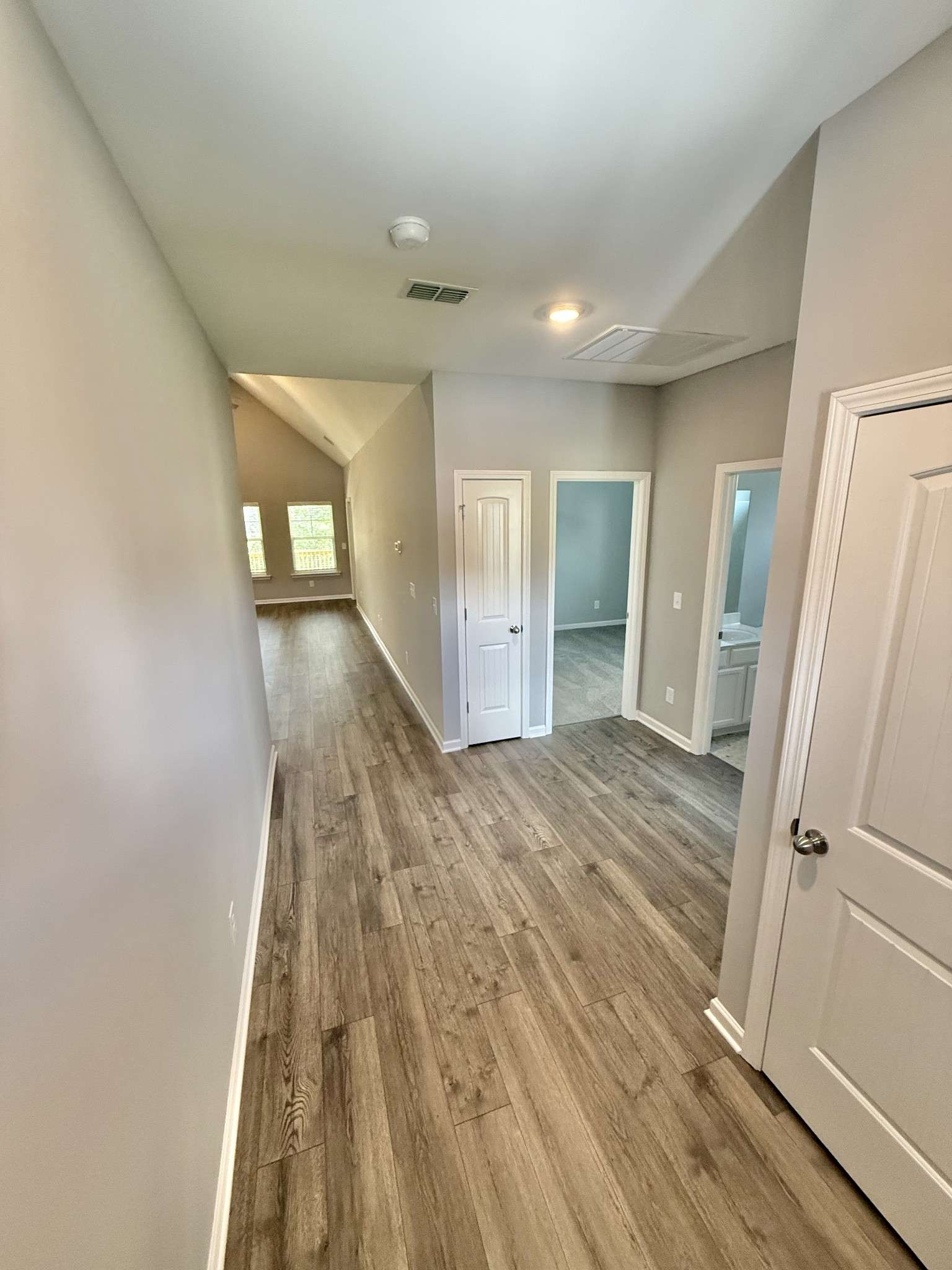 Manchester, TN 37355,26 Country Circle