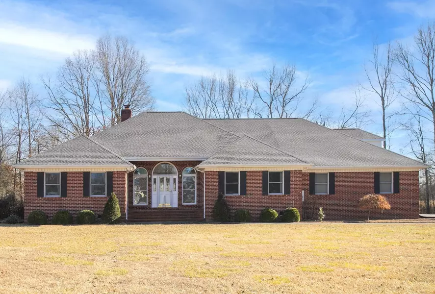 293 Winton Way Rd, Manchester, TN 37355