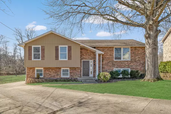 110 Maple Way #S, Hendersonville, TN 37075