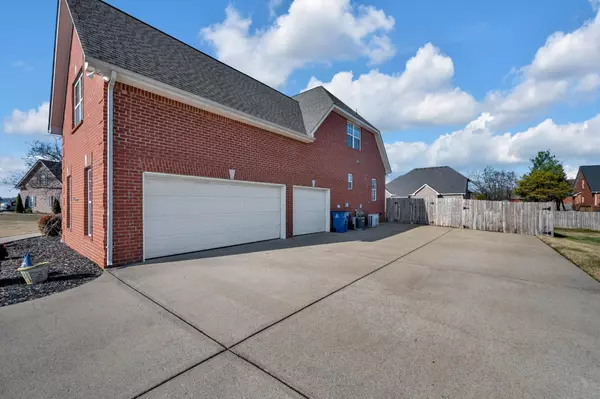 Murfreesboro, TN 37129,204 Merrywood Ct