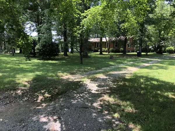 Winchester, TN 37398,64 Carson Dr