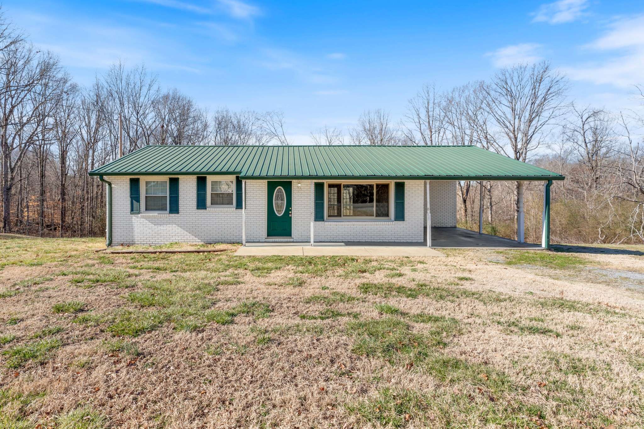 1125 Nosegay Rd, White Bluff, TN 37187