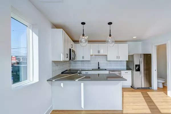 Nashville, TN 37207,102 Duke St #8