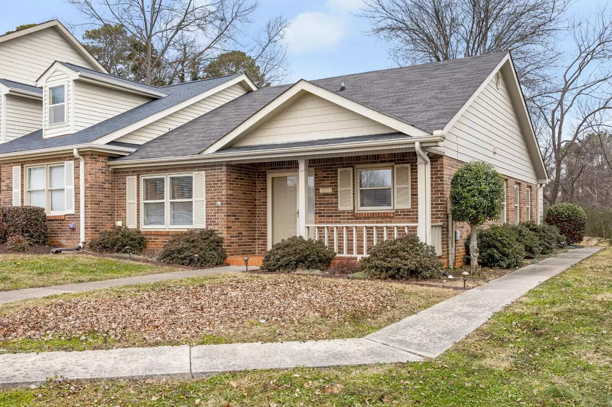 Chattanooga, TN 37421,6744 Hickory Manor Circle