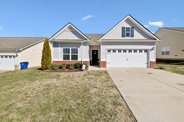 303 St Charles Pl, Shelbyville, TN 37160