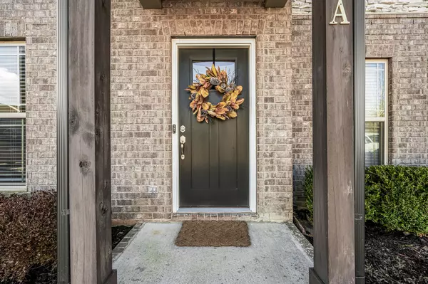 Murfreesboro, TN 37129,555 Gresham Lane #7A