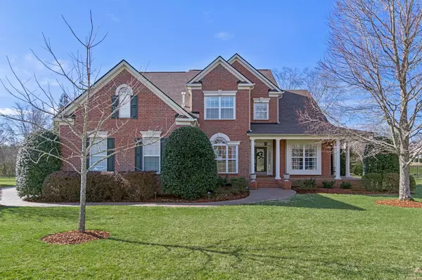 805 Breckston Ln,  Nashville,  TN 37221