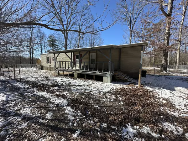 Beersheba Springs, TN 37305,206 Marcus Hill Rd