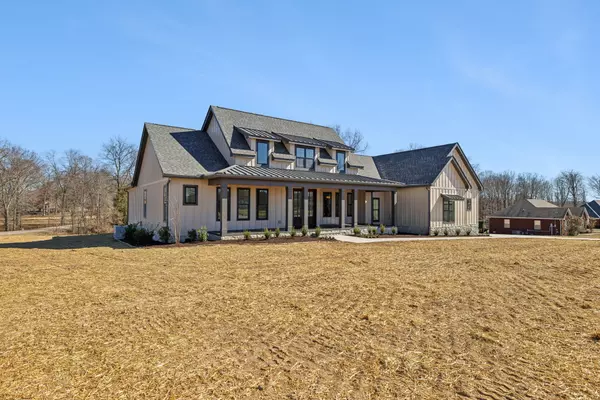Burns, TN 37029,998 Iron Hill Rd