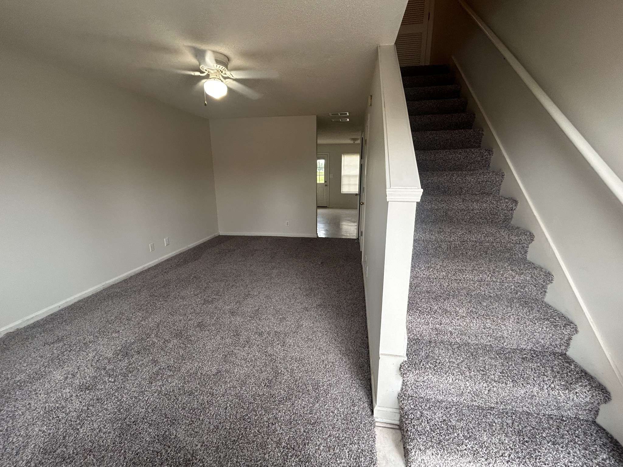 Clarksville, TN 37042,3300 Royster Ln #B